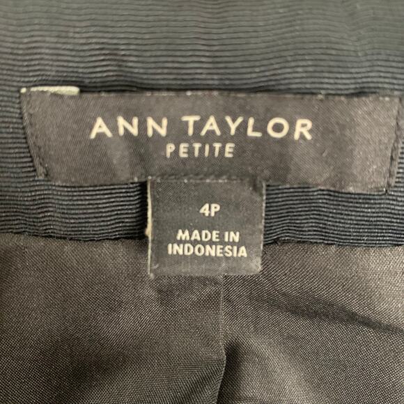 Ann Taylor Petite Size 4P Tweed Metallic Blazer Jacket Fringe Trim Heavyweight - Picture 12 of 13